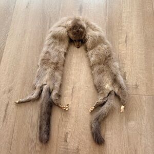 Vintage Silver Gray Nature Mink Fur Pelt Shawl Scarf Stole Excellent Condition
